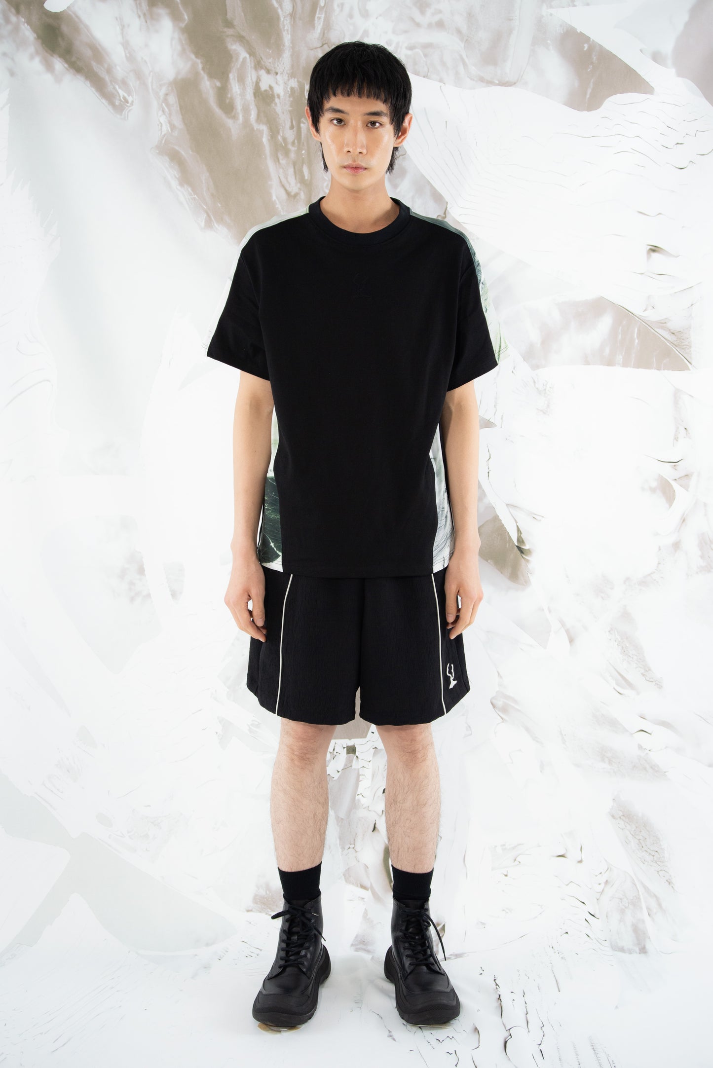 Skyscape Big Panel Tee (Coal Black/Chloro Green)