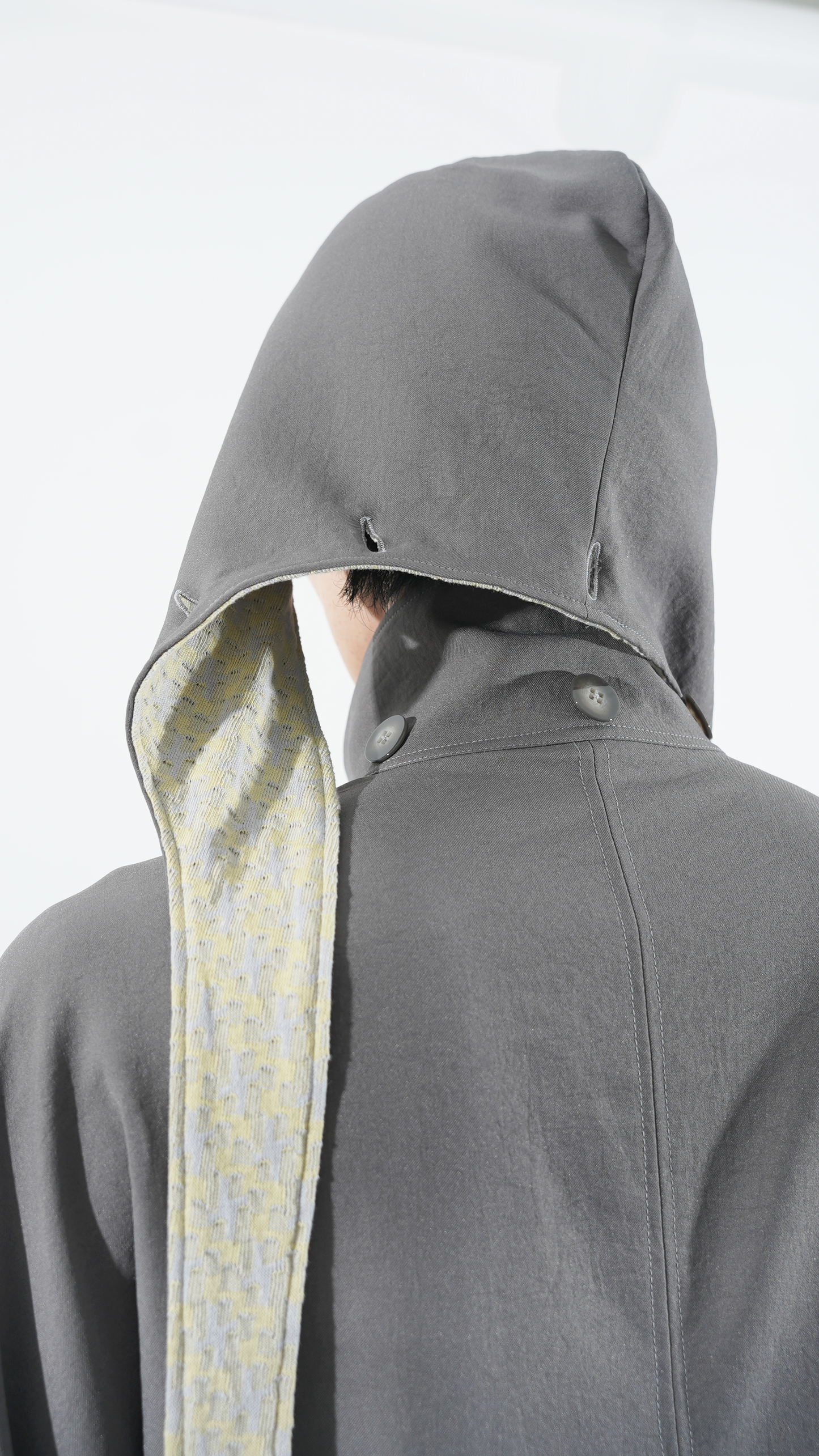 Dryas Reversible Poncho (Andes Black)