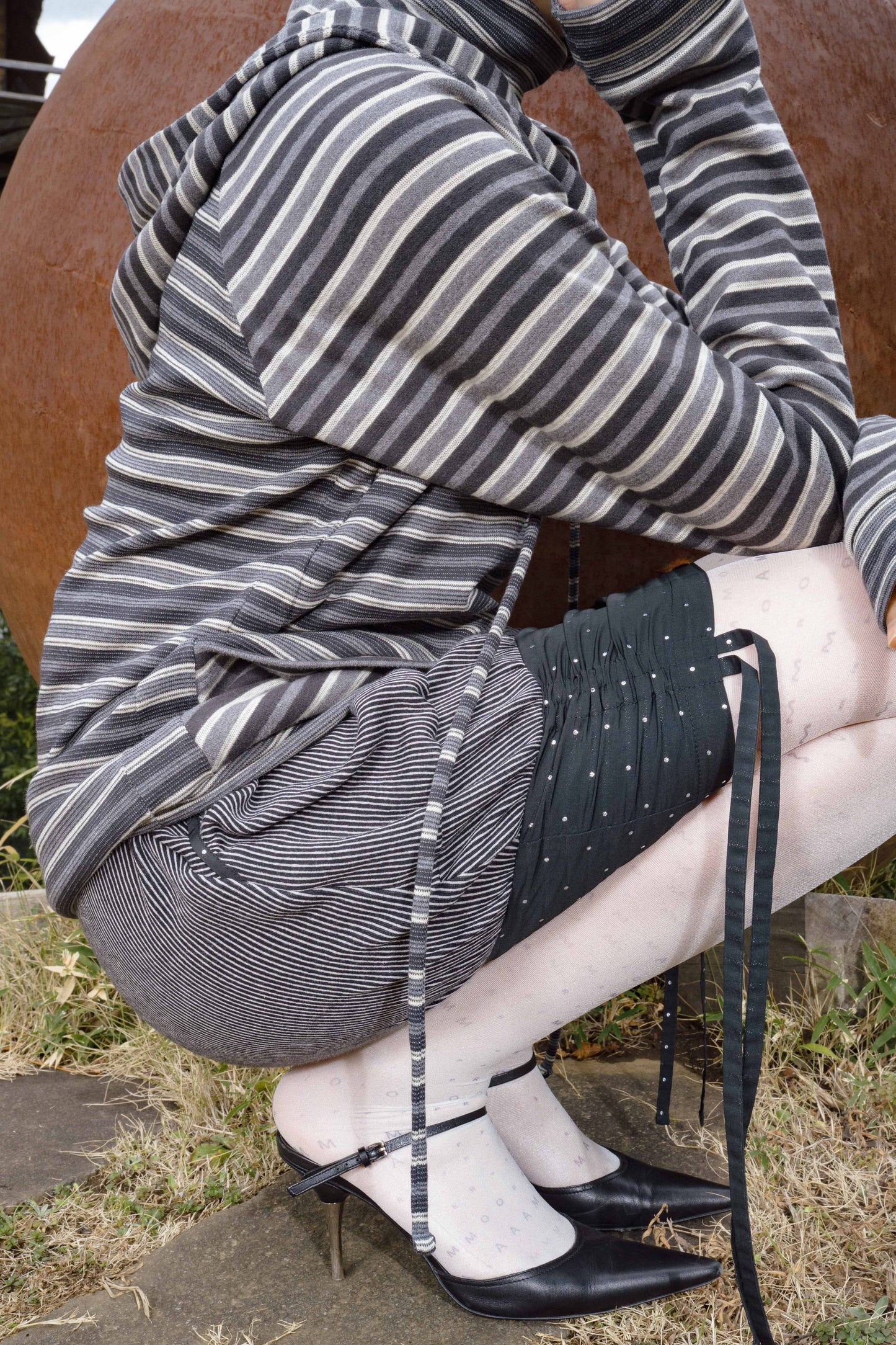 Meson Skirt (f/2 Black)