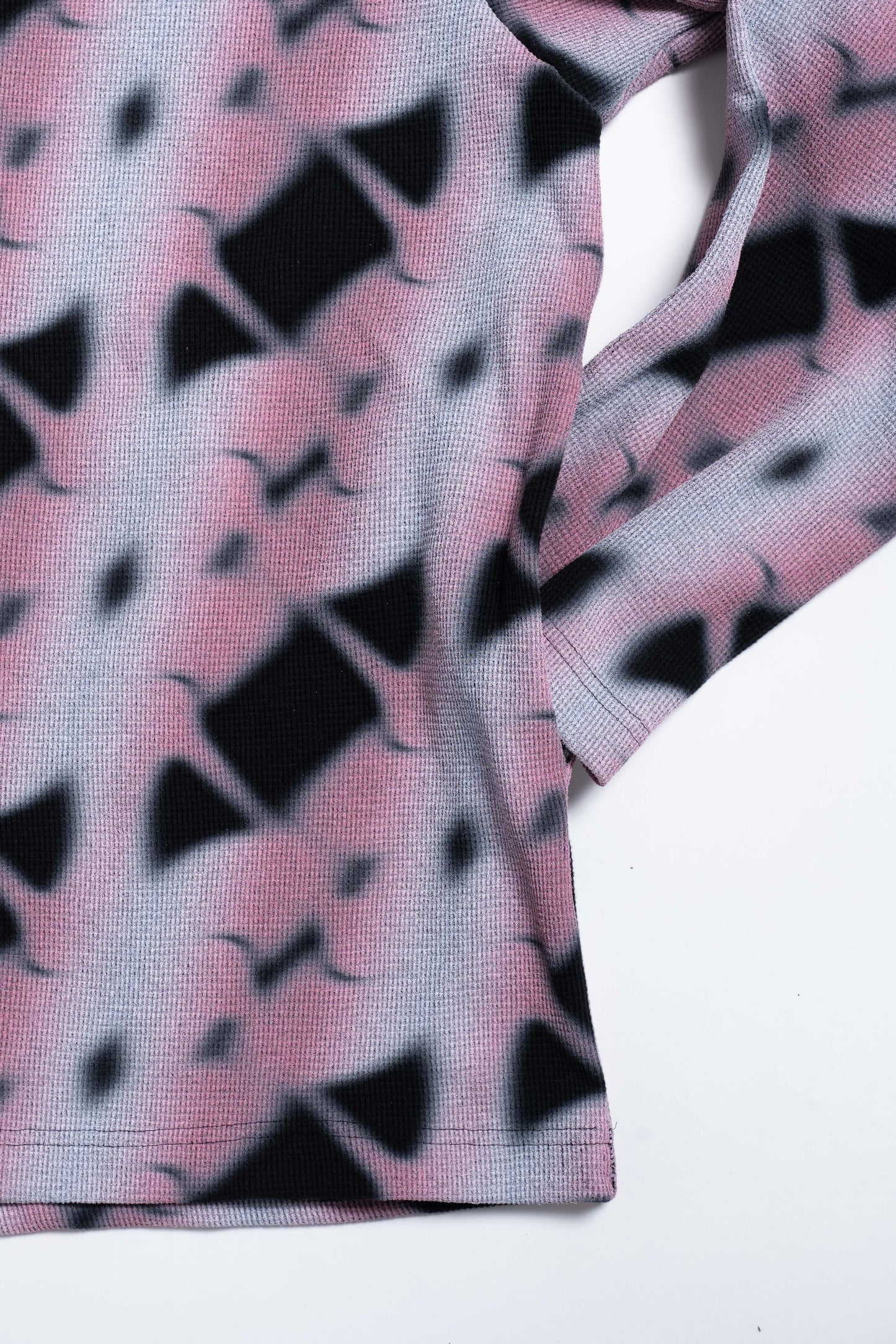 Threshold Hoodie (Fissure Pink/Black)