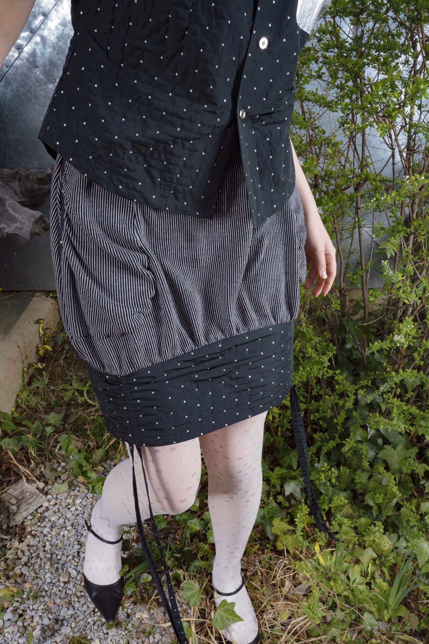Meson Skirt (f/2 Black)