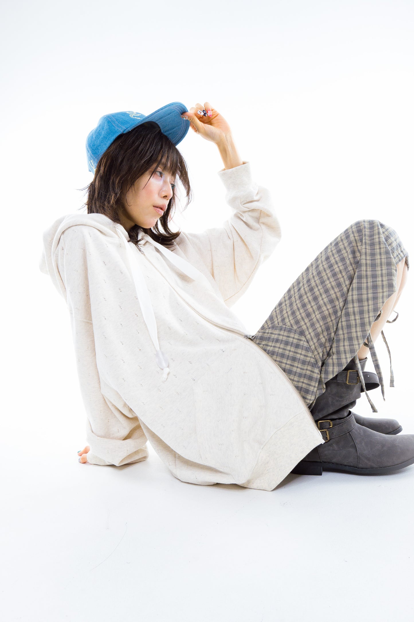 Artif Damage Hoodie (Render Beige)