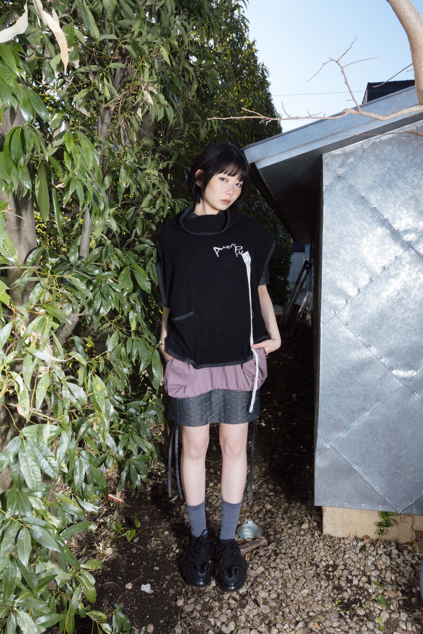 Phase Fringe Vest (Planck Black)