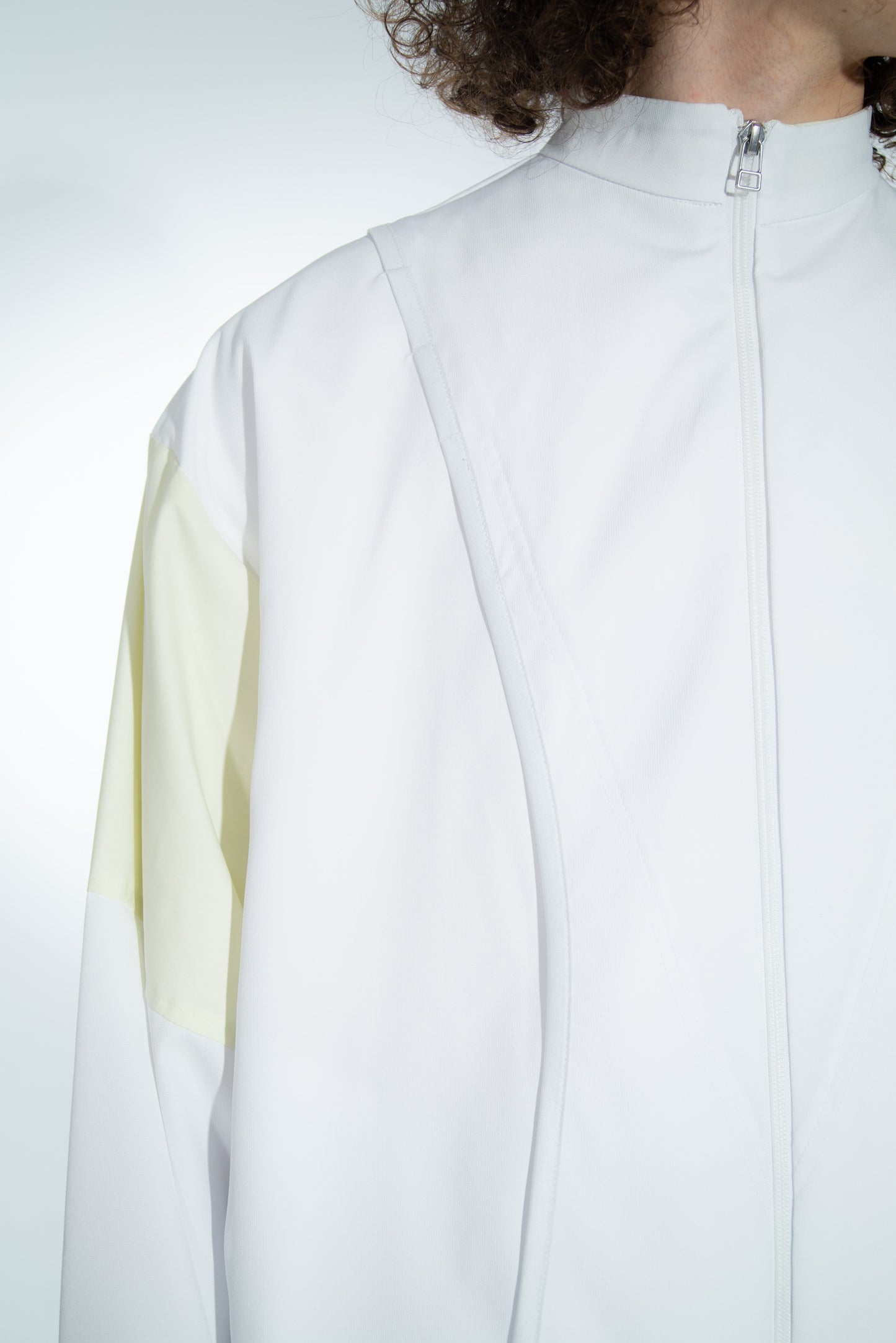 Timer Track Jacket (Timeline White)