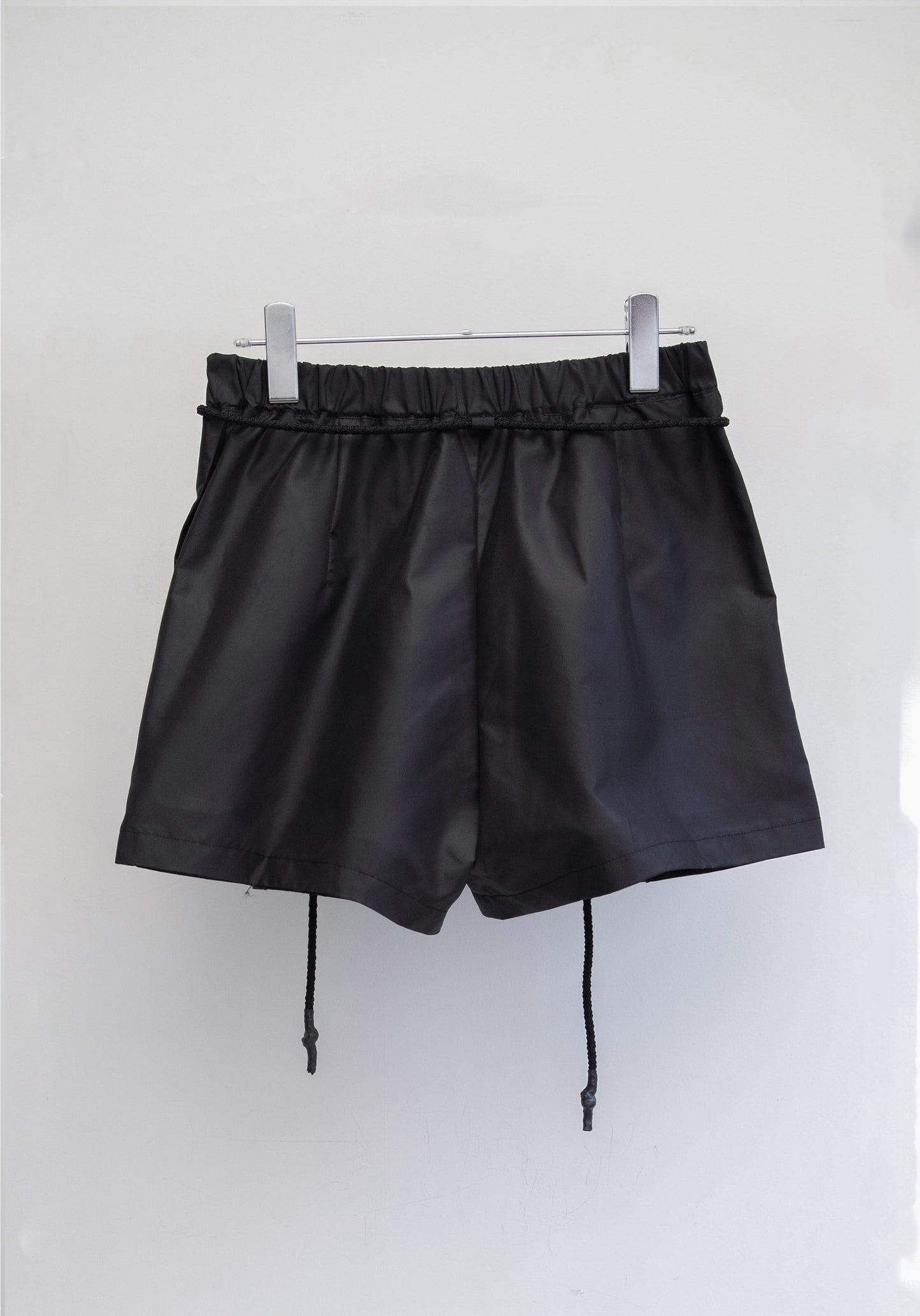 Mineralized Short Pants (Carbon)