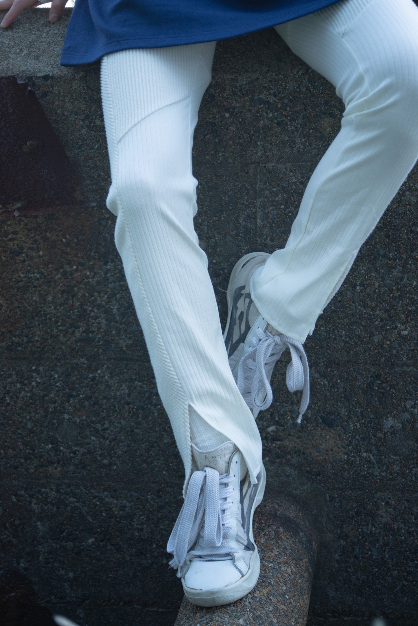 Hybrid Slim Pants (Cream/Ivory)