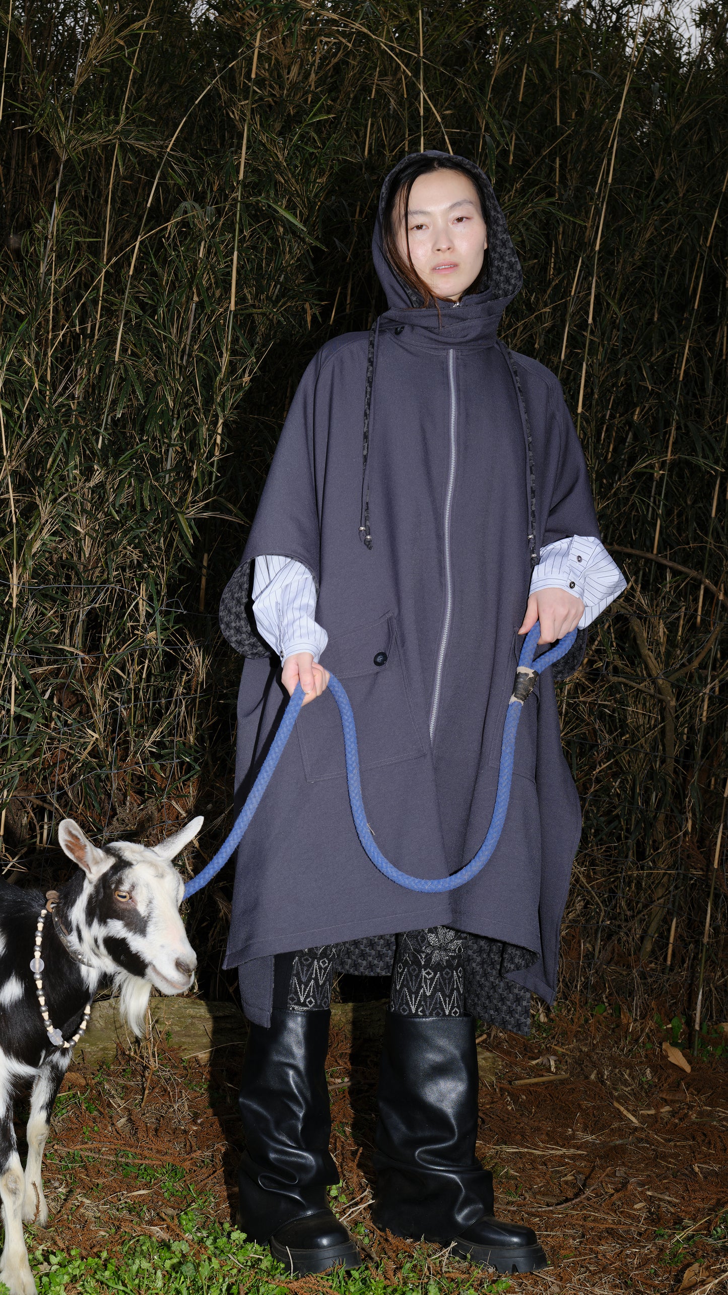 [Preorder] Dryas Reversible Poncho (Andes Black)