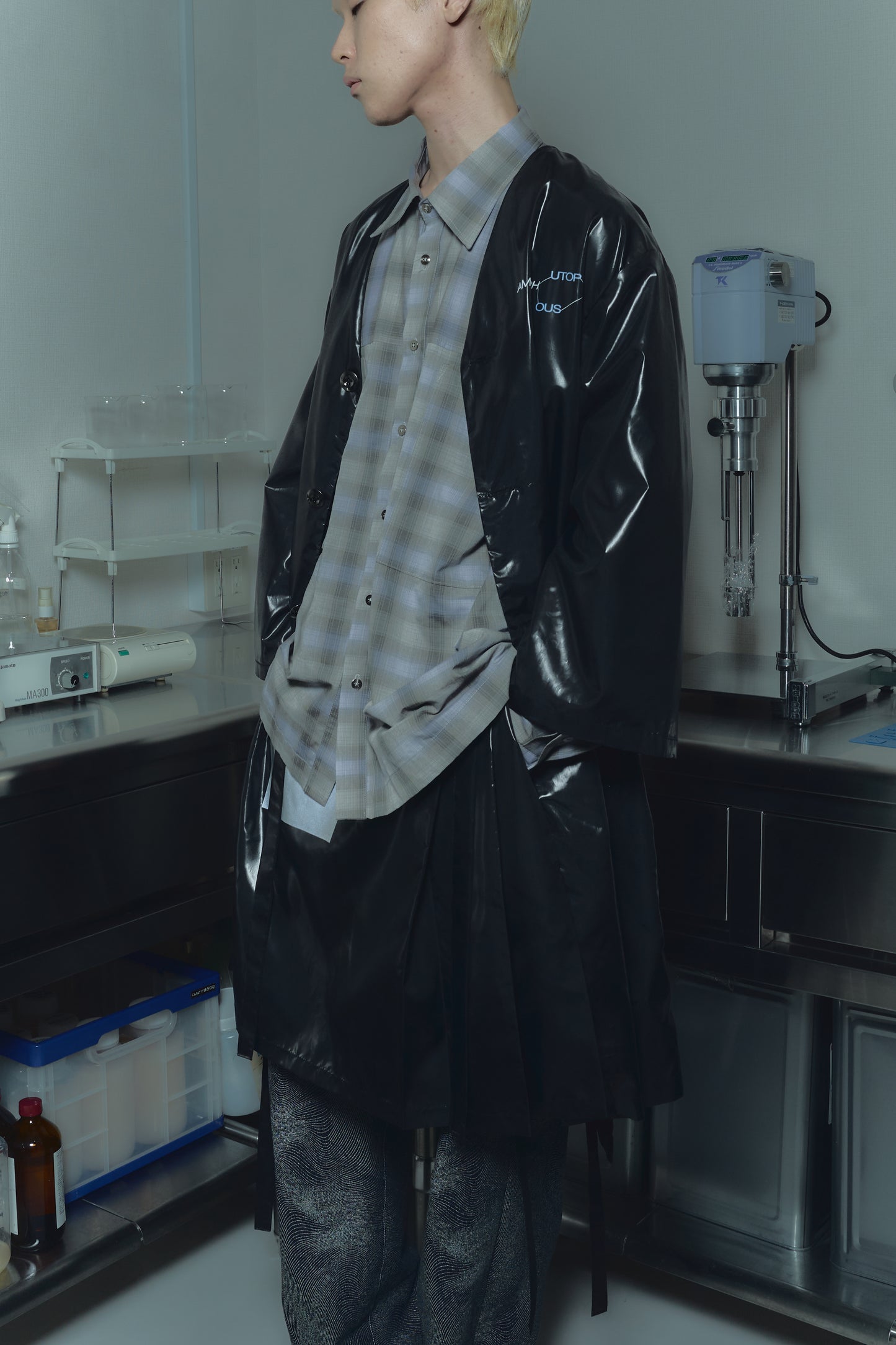 Lab Apron Skirt (Figure Black)