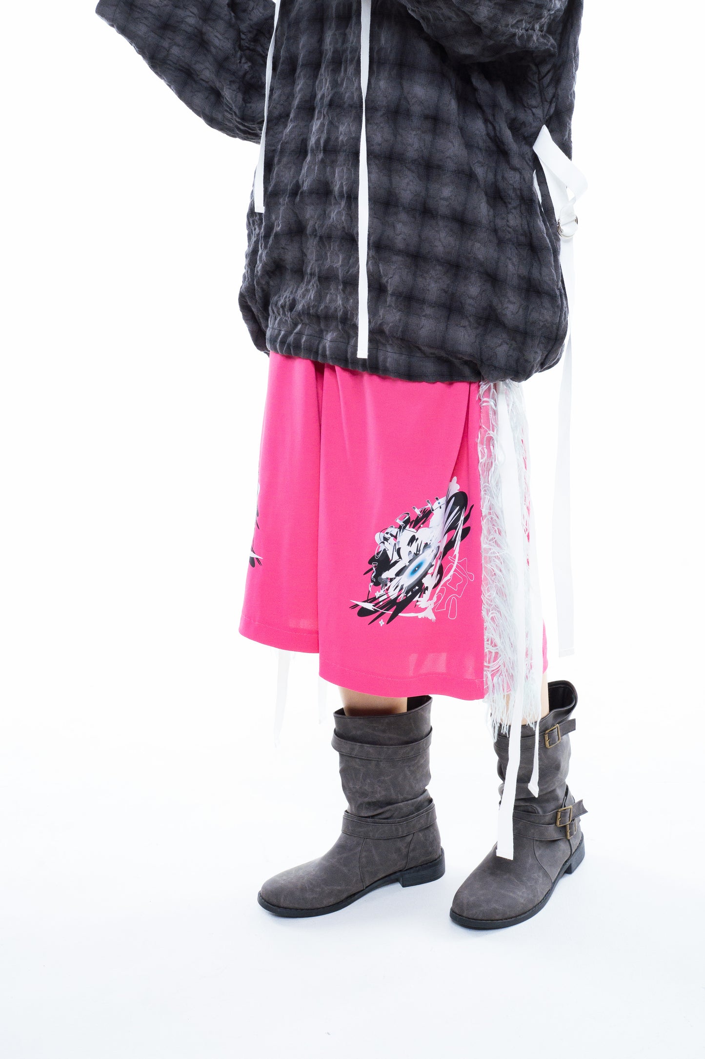 [PREORDER] Neotene Basketball Shorts (Lucky Pink)