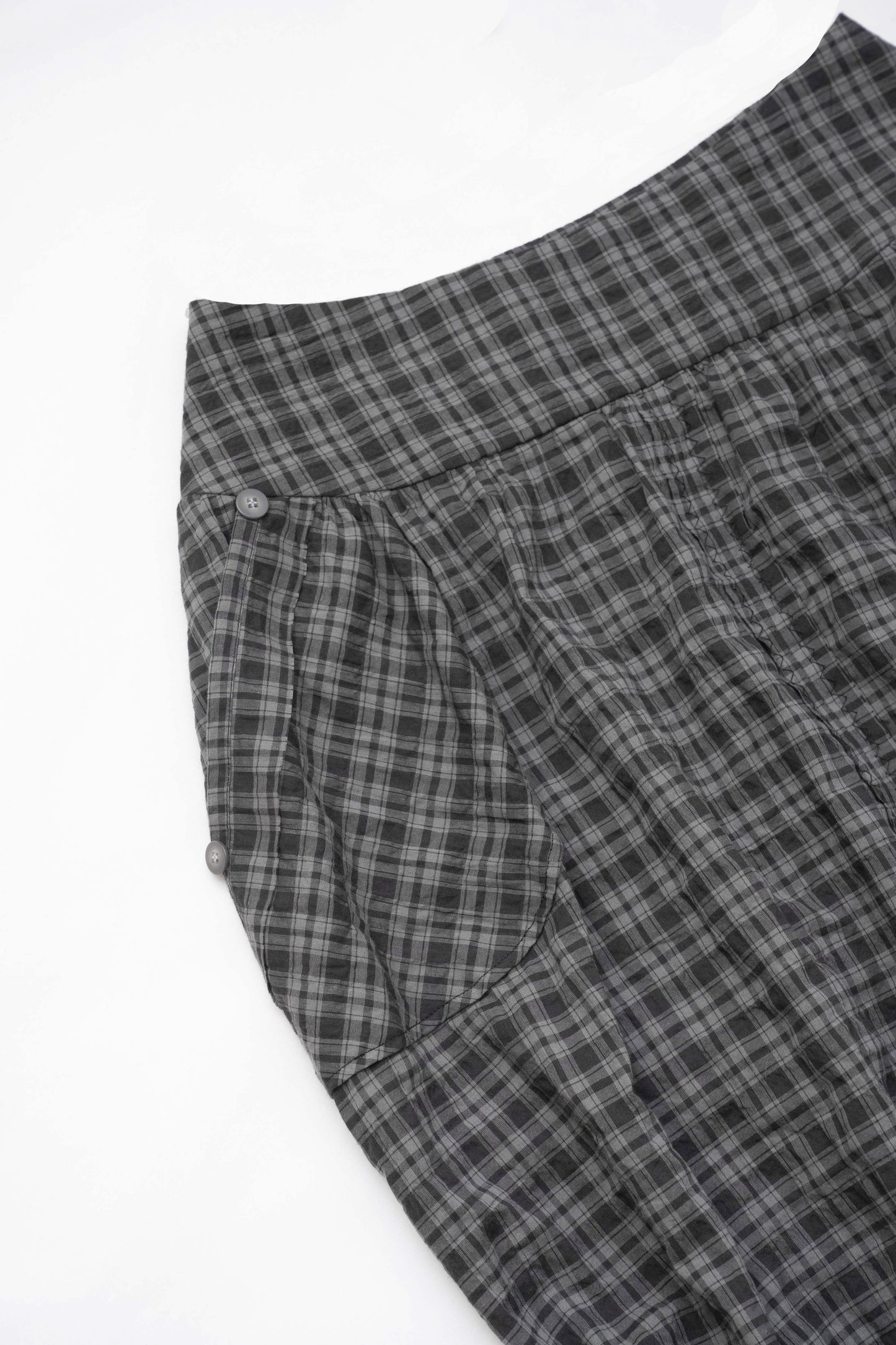 [PREORDER] Aes Skirt (Iri Black)