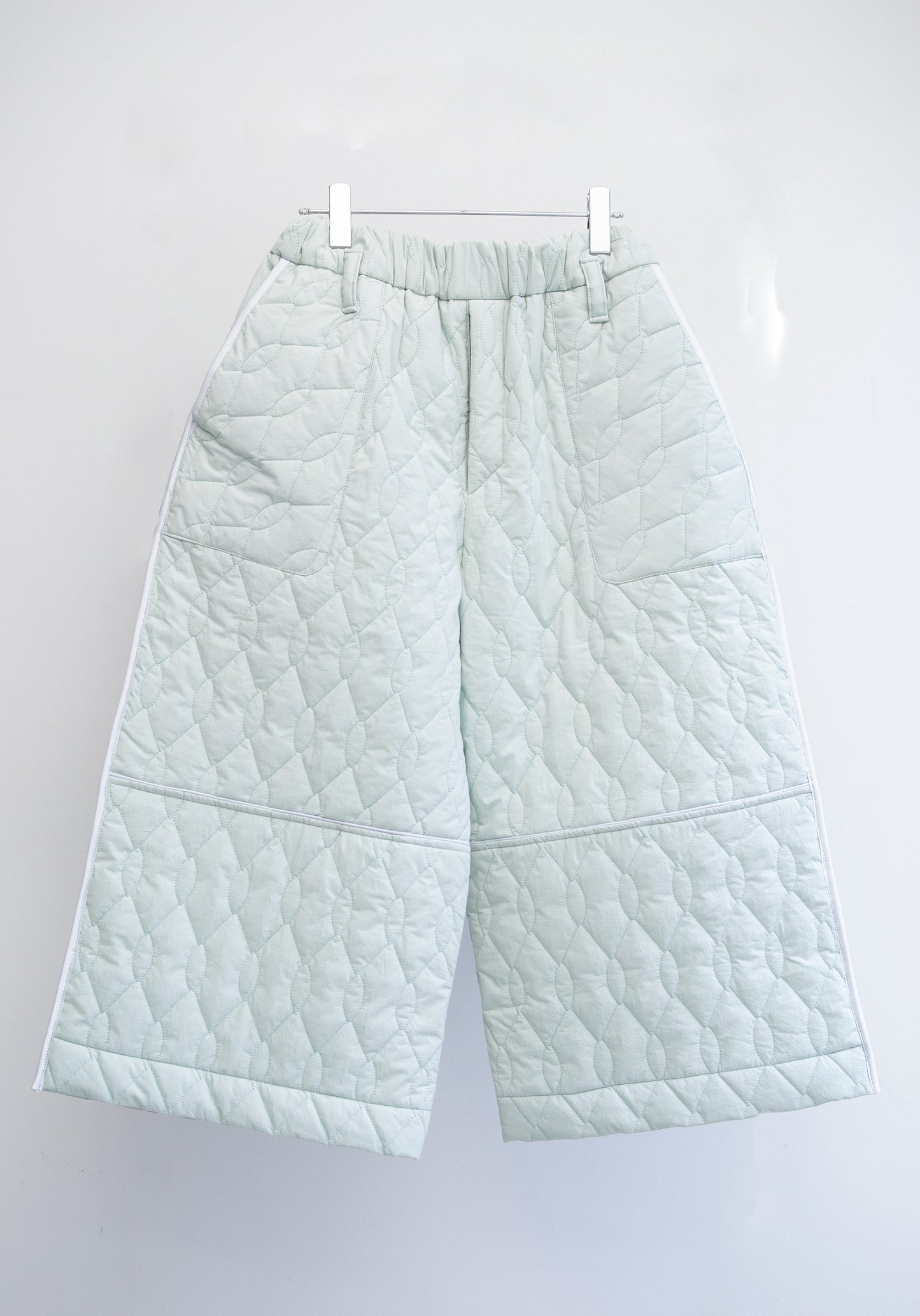 <tc>[PREORDER] Quilting Down Trousers (Lichen Green)</tc>