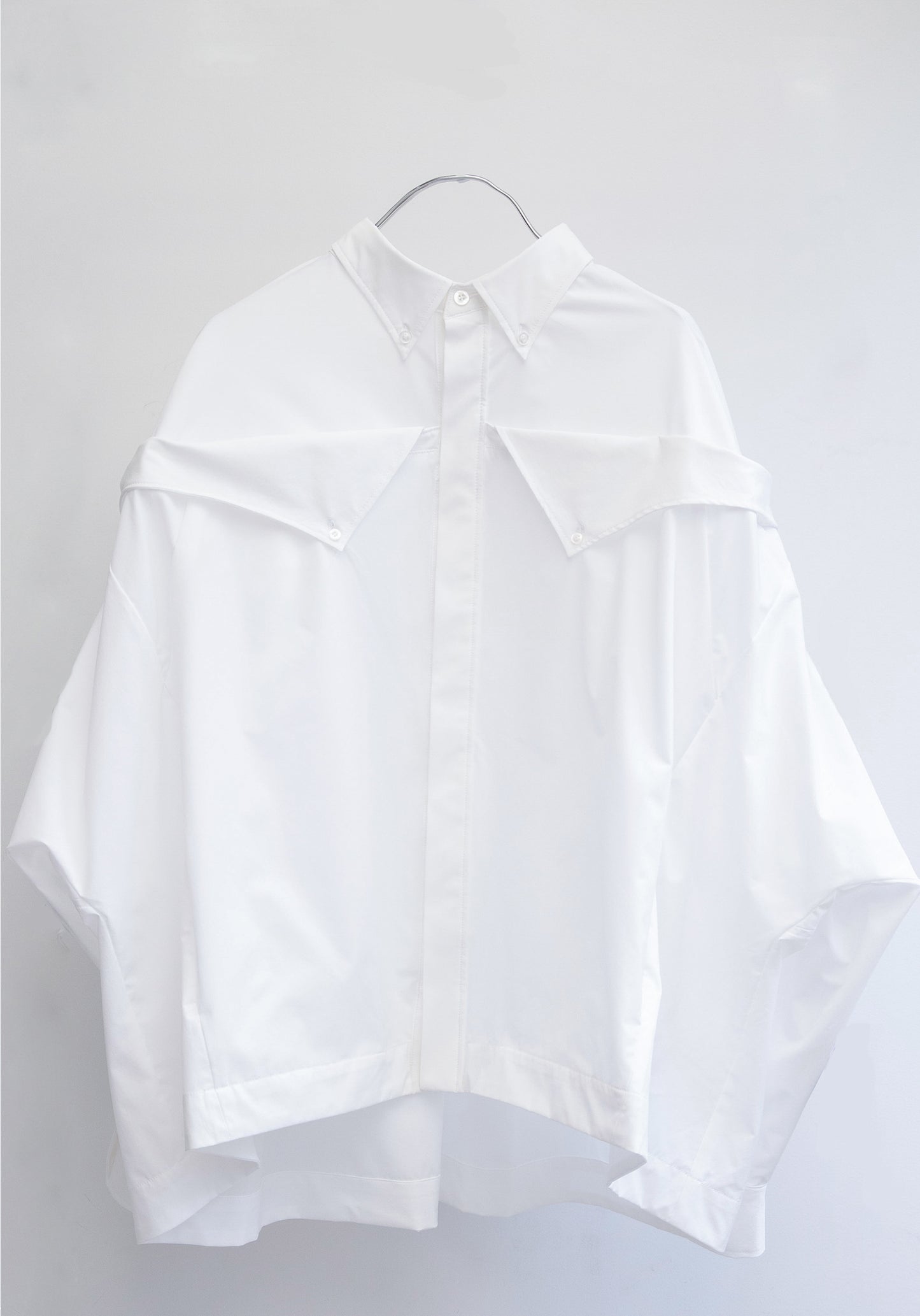 <tc>[PREORDER] Wide Double Collar Shirt (Mist White)</tc>