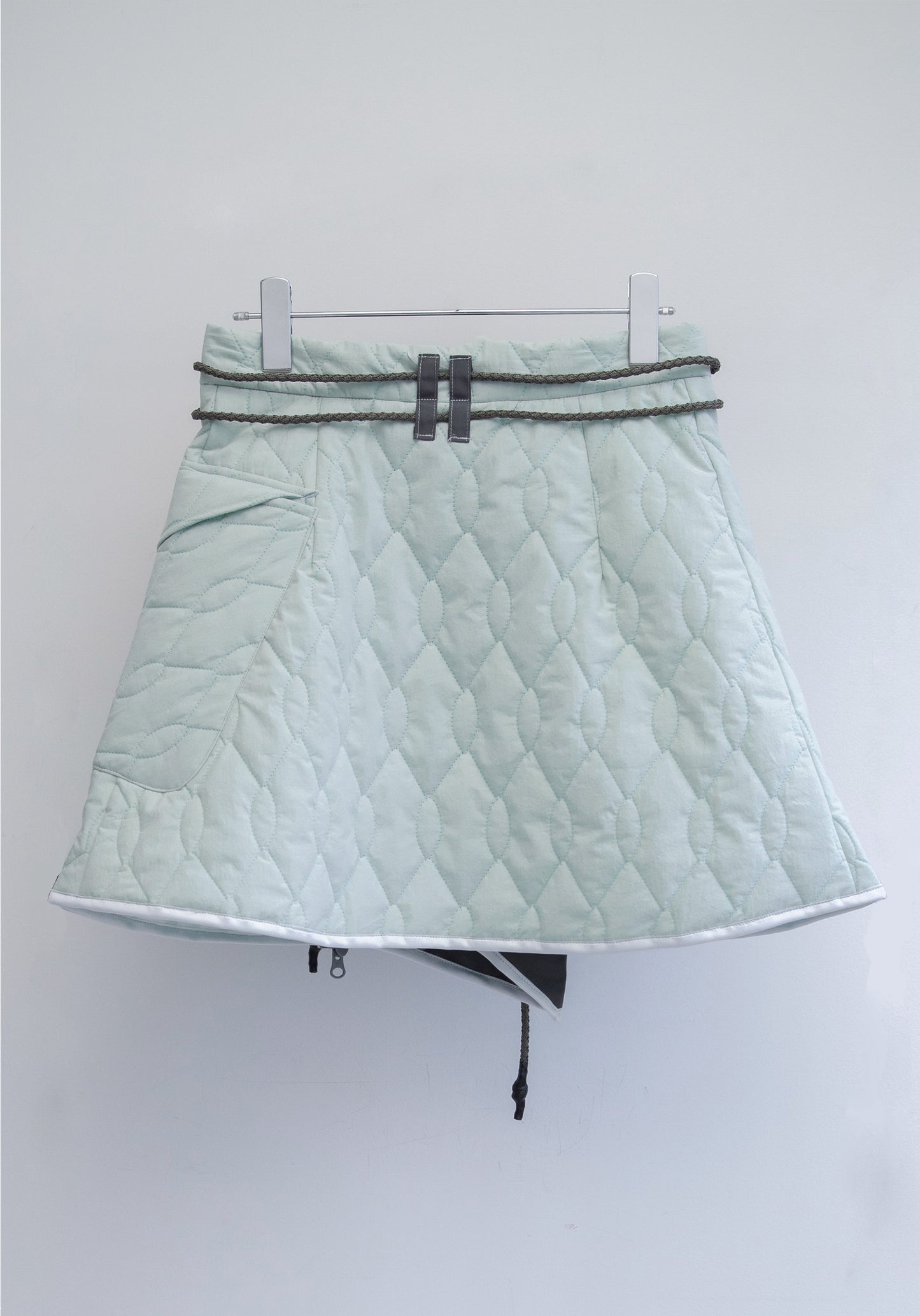 <tc>[PREORDER] Hybrid Skirt (Lichen Green)</tc>