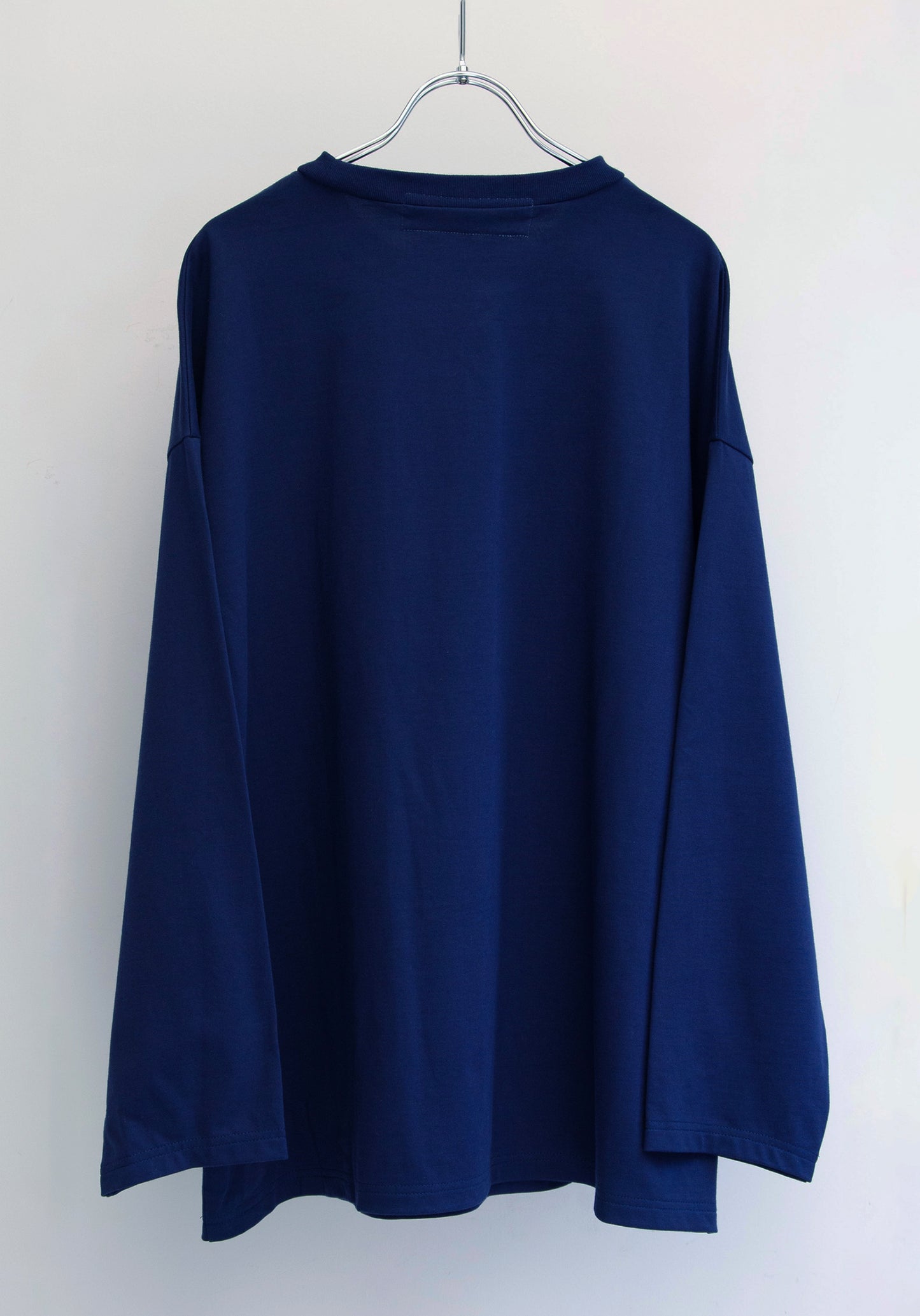 <tc>Logo Long-sleeve (Depth Blue)</tc>