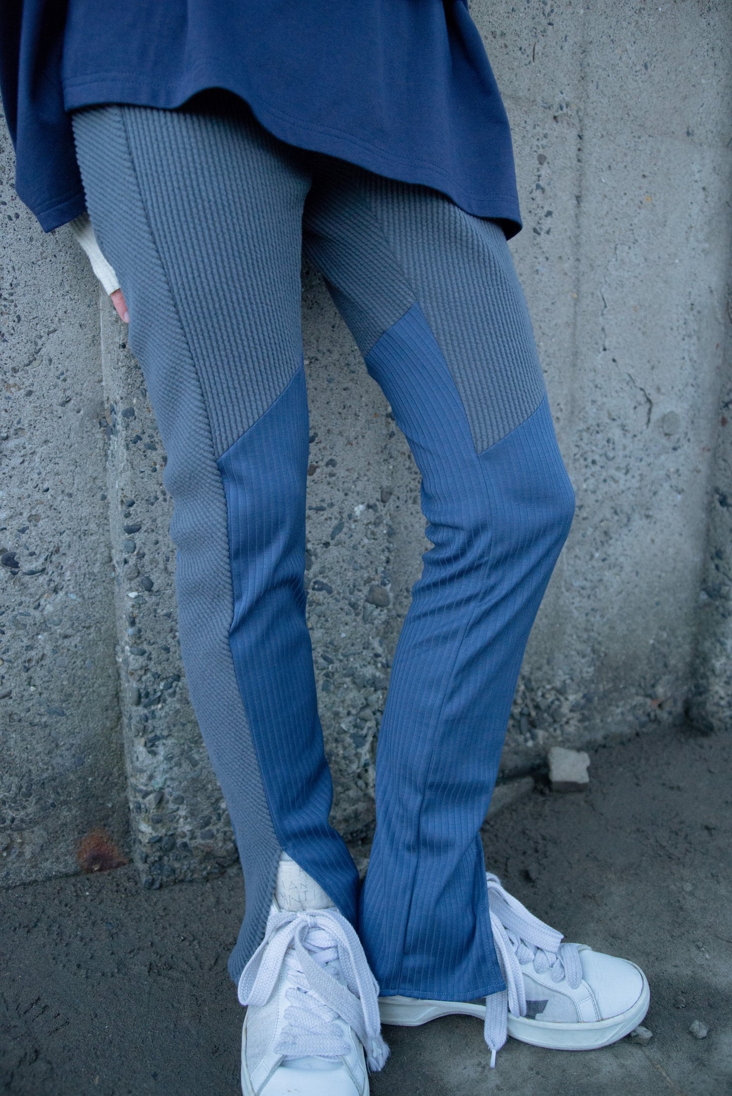 Hybrid Slim Pants (Stone Grey / Steel Blue)