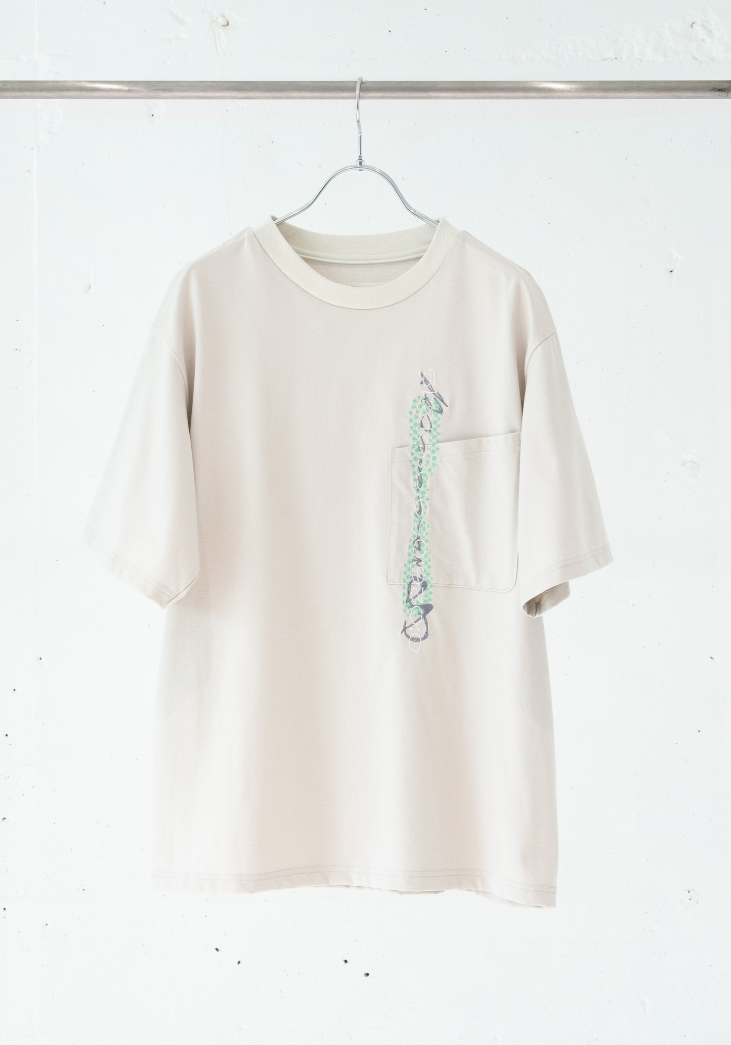 <tc>[PREORDER] Chronos Embroidery T-Shirt (Shard Beige)</tc>